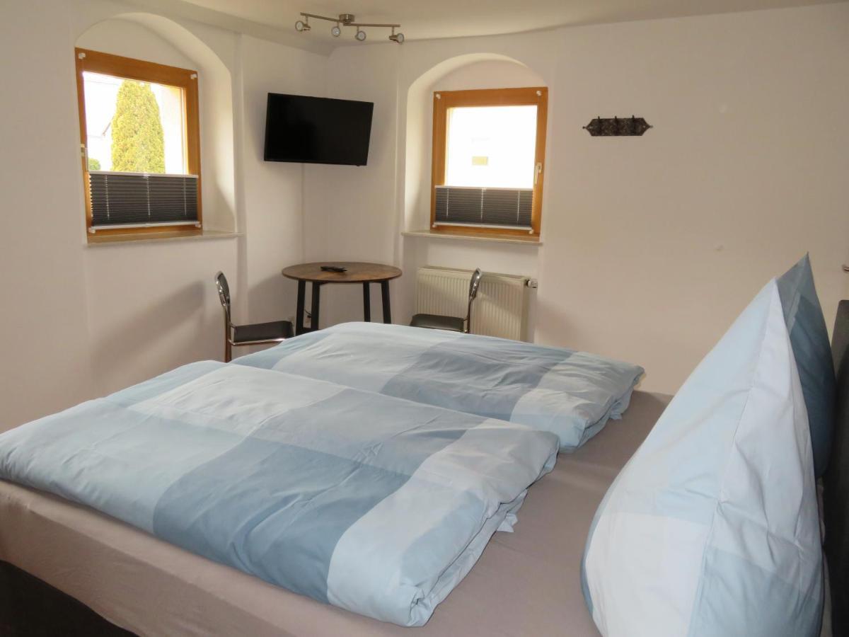 Doppelzimmer Dresden - Wilschdorf Monteurunterkunft エクステリア 写真